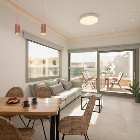 The Central Boutique Apartments Heraklion  Bagian luar foto