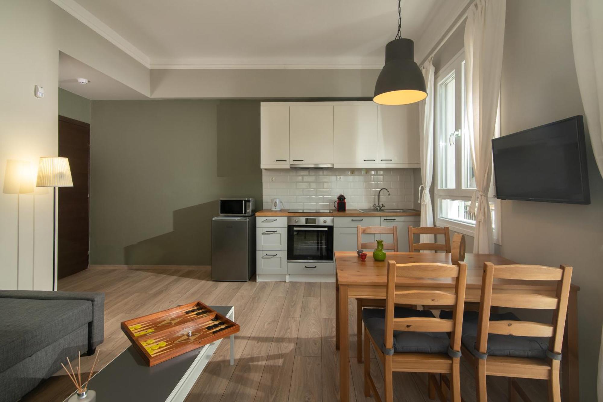 The Central Boutique Apartments Heraklion  Bagian luar foto