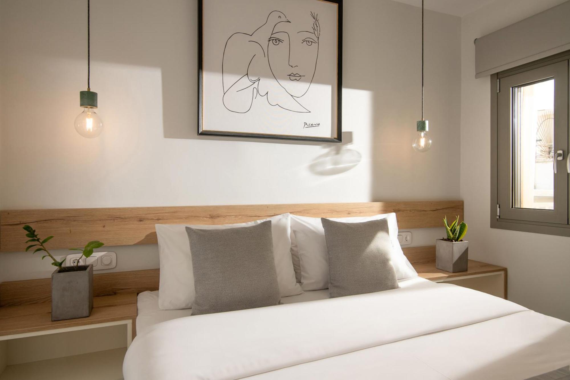 The Central Boutique Apartments Heraklion  Bagian luar foto