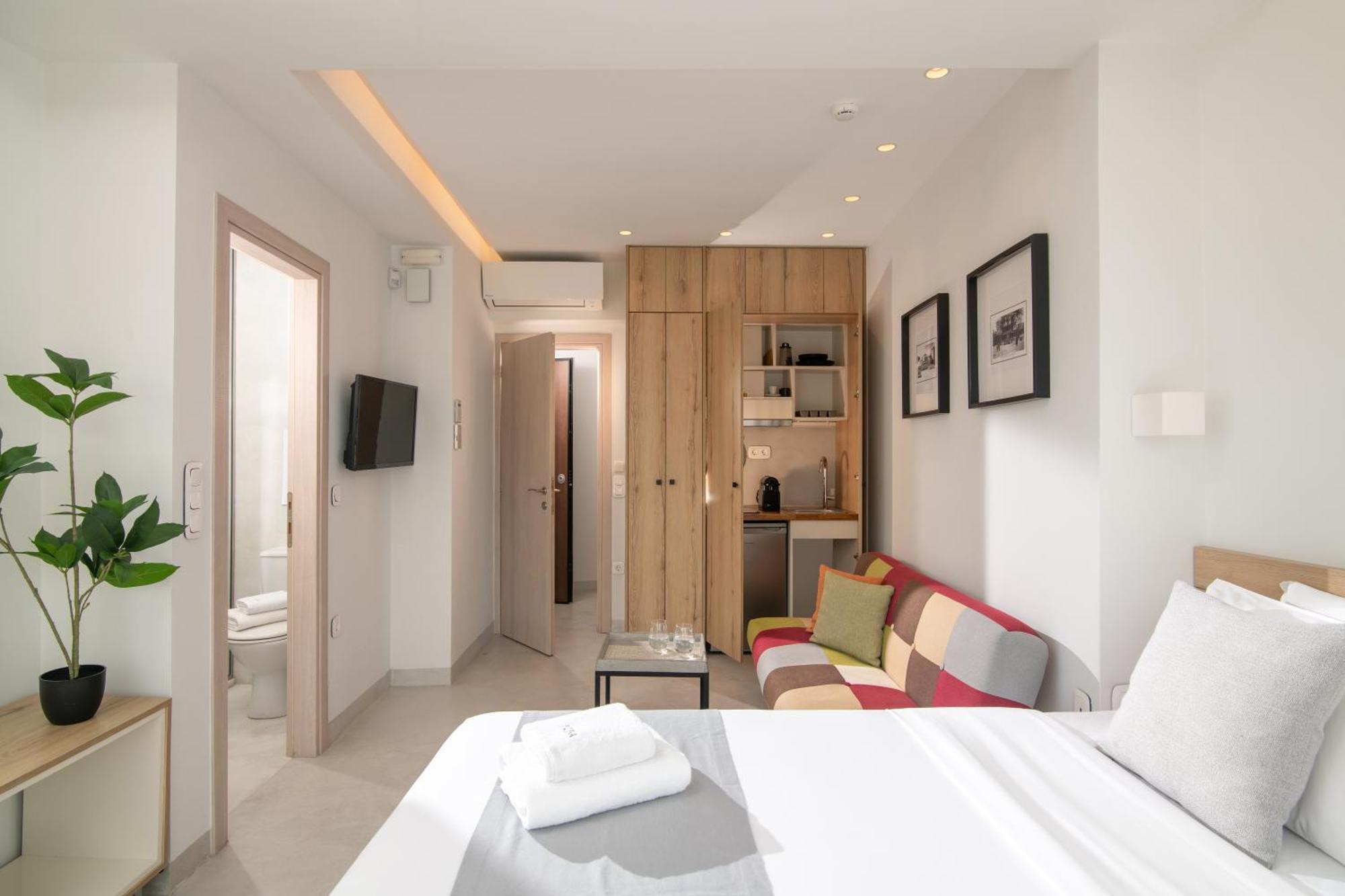 The Central Boutique Apartments Heraklion  Bagian luar foto