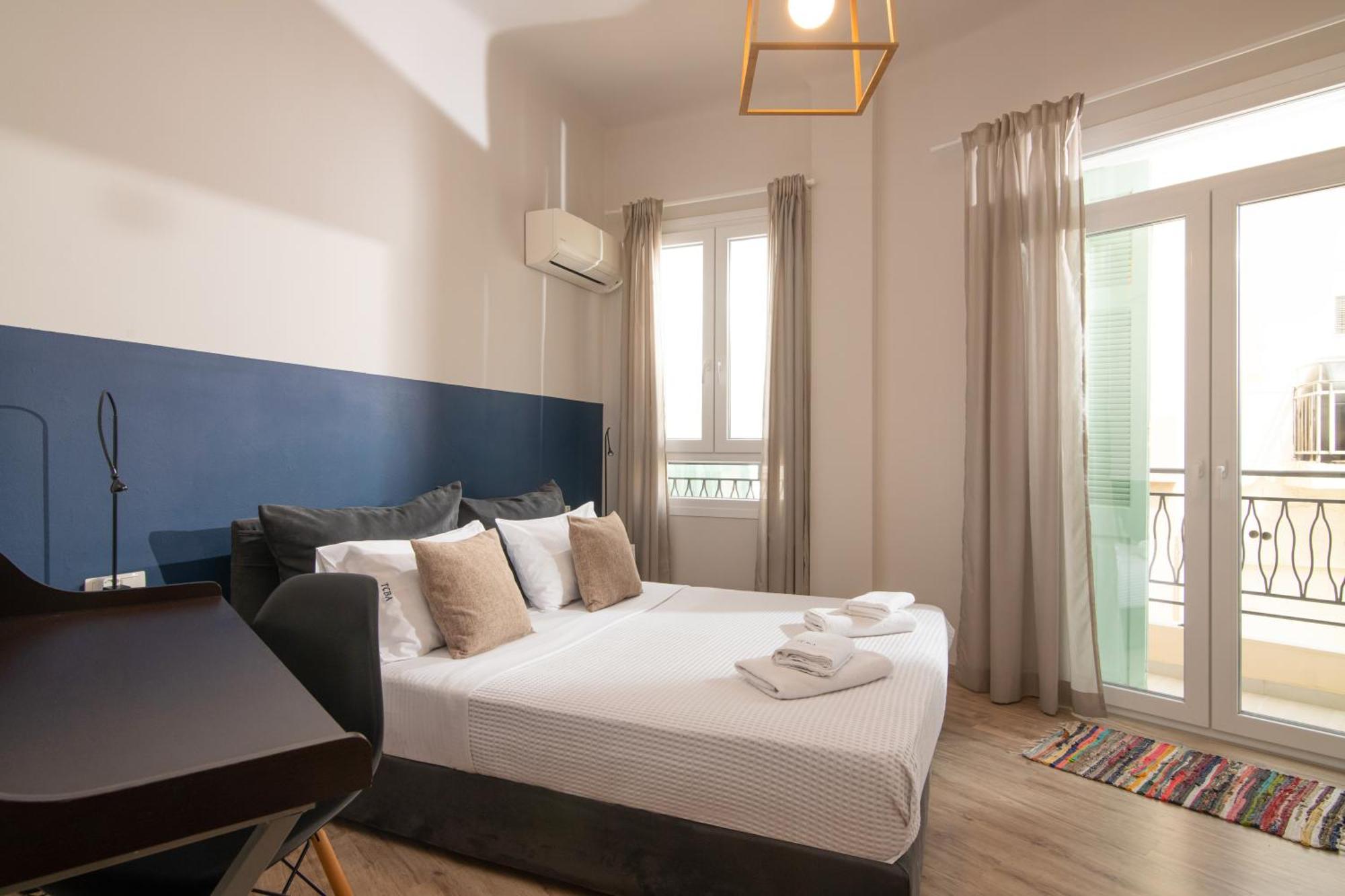 The Central Boutique Apartments Heraklion  Bagian luar foto