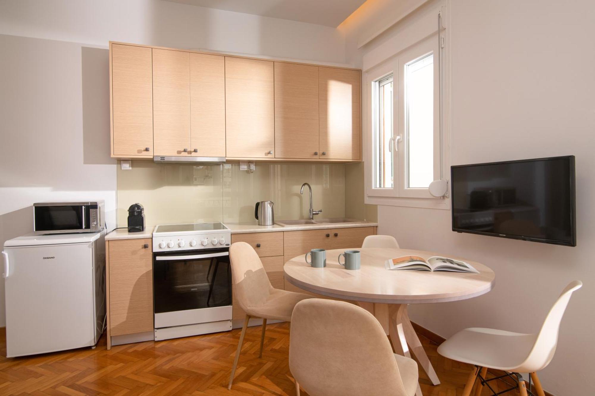 The Central Boutique Apartments Heraklion  Bagian luar foto