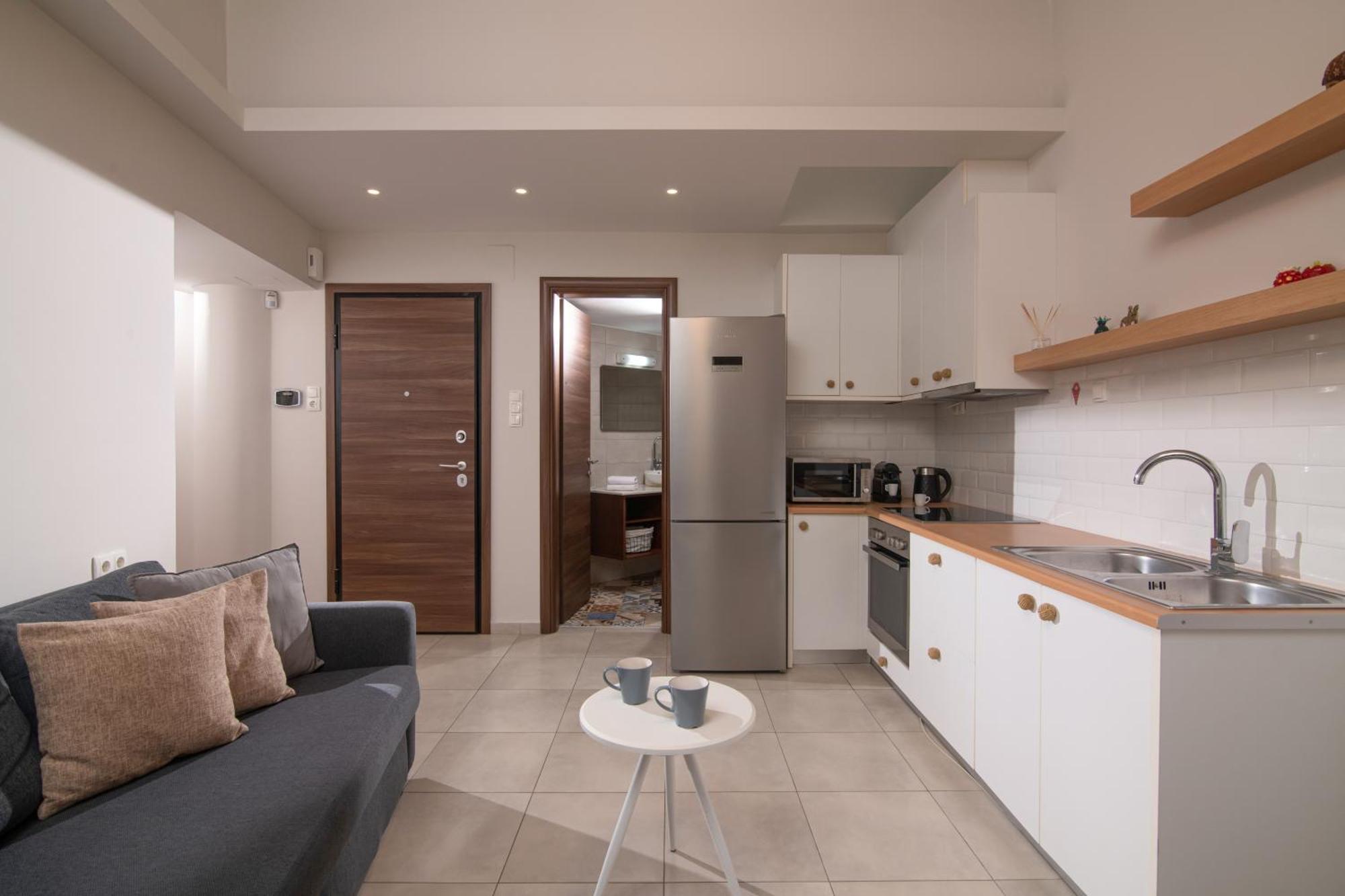 The Central Boutique Apartments Heraklion  Bagian luar foto