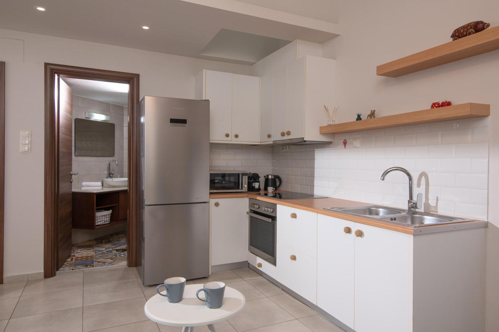 The Central Boutique Apartments Heraklion  Bagian luar foto
